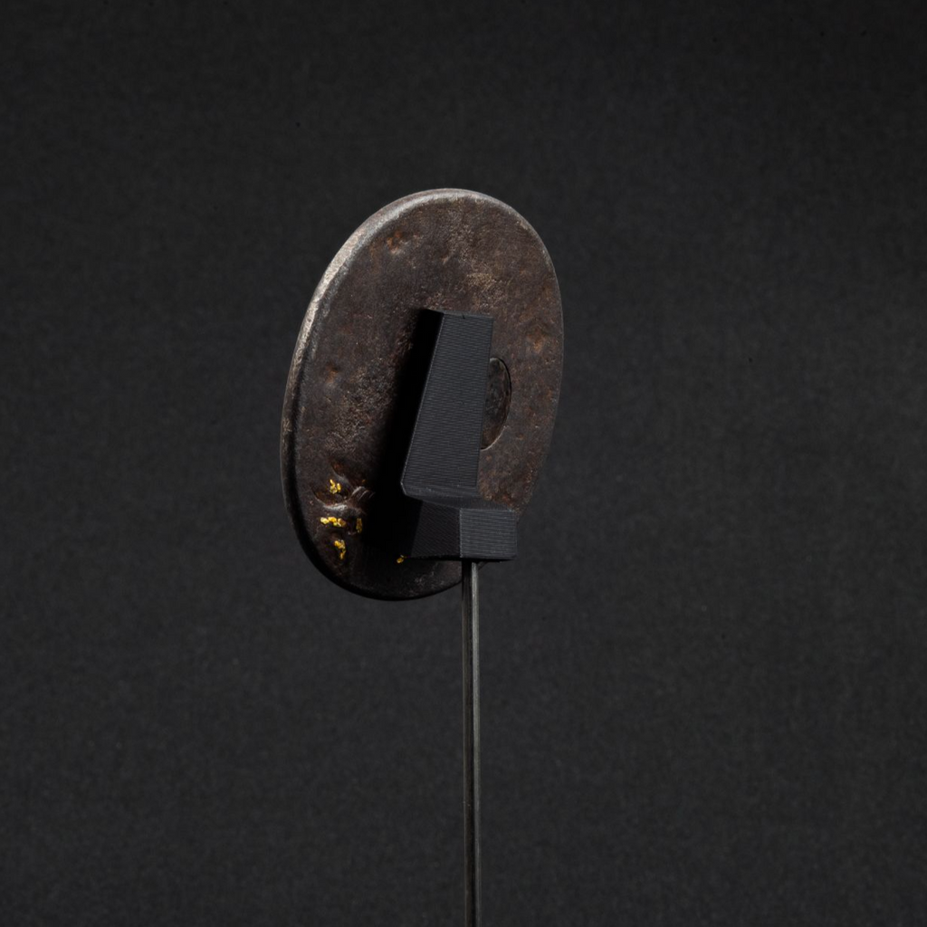 SHANWU Tsuba Display Stand - Walnut Edition
